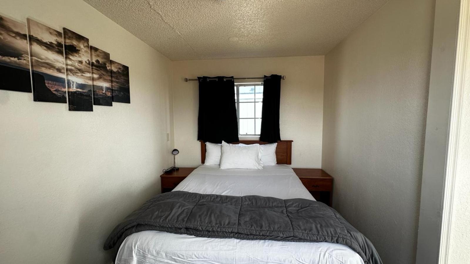 ואלה 071B Private Studio Near Grand Canyon South Rim Sleeps 6- No Kitchen מראה חיצוני תמונה